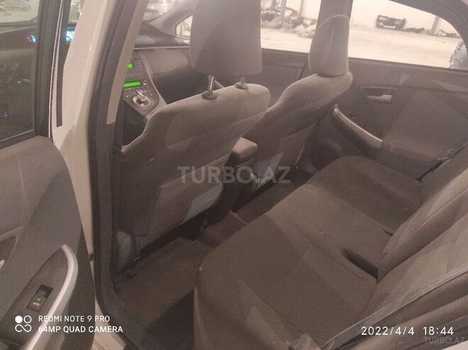 Toyota Prius 2011, 131,000 km - 1.8 l - Bakı