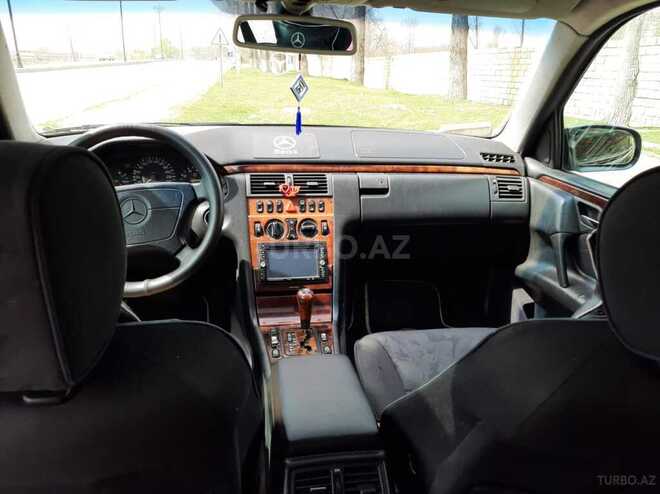 Mercedes E 280 1998, 380,000 km - 2.8 л - Şəki