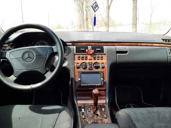 Mercedes E 280 1998, 380,000 km - 2.8 л - Şəki