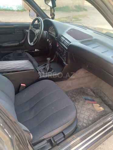 BMW 520 1989, 250,000 km - 2.0 l - Bakı