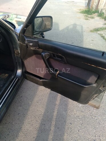 BMW 520 1989, 250,000 km - 2.0 l - Bakı