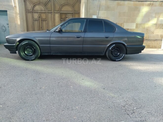 BMW 520 1989, 250,000 km - 2.0 l - Bakı
