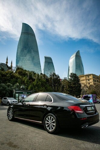 Mercedes E 200 2020, 65,000 km - 1.6 l - Bakı
