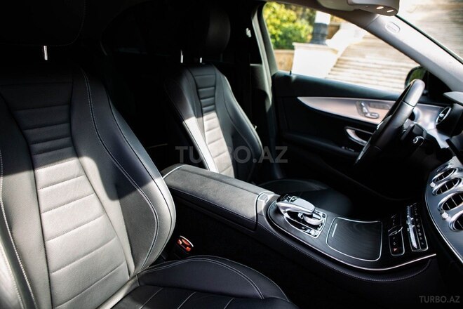 Mercedes E 200 2020, 65,000 km - 1.6 l - Bakı