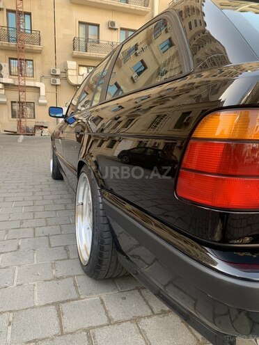 BMW 525 1993, 213,900 km - 2.5 л - Bakı