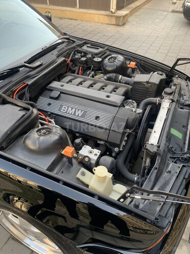 BMW 525 1993, 213,900 km - 2.5 л - Bakı