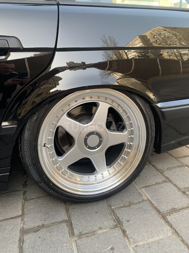 BMW 525 1993, 213,900 km - 2.5 л - Bakı