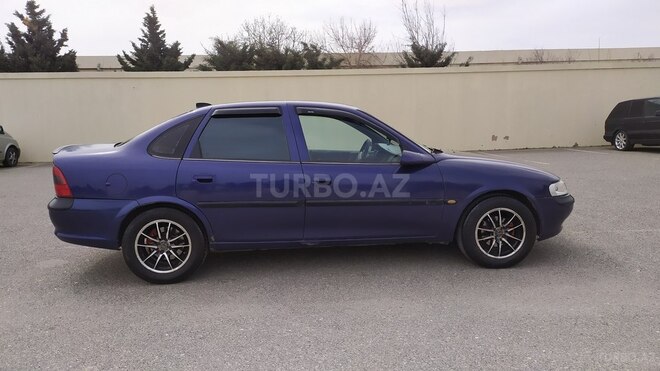 Opel Vectra 1997, 324,215 km - 1.6 l - Sumqayıt