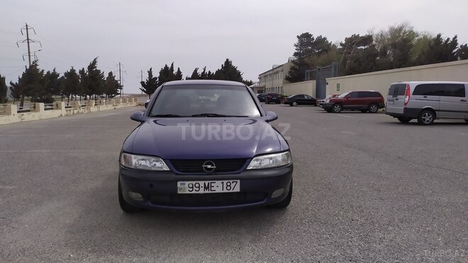 Opel Vectra 1997, 324,215 km - 1.6 l - Sumqayıt
