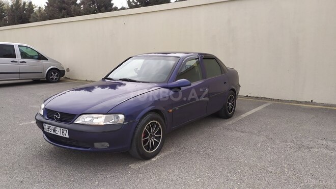 Opel Vectra 1997, 324,215 km - 1.6 l - Sumqayıt