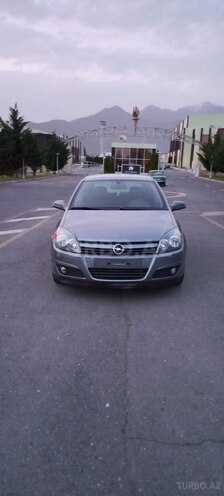 Opel Astra 2005, 199,000 km - 1.4 l - Qax