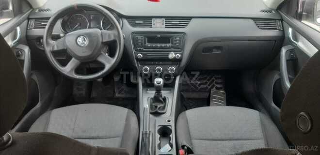 Skoda Octavia 2013, 600,000 km - 1.2 l - Bakı