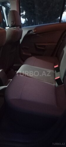 Opel Astra 2005, 199,000 km - 1.4 l - Qax