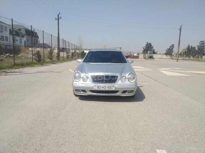 Mercedes E 320 2000, 796,000 km - 3.2 l - Bakı
