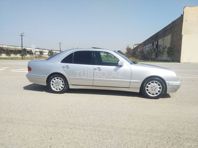 Mercedes E 320 2000, 796,000 km - 3.2 l - Bakı