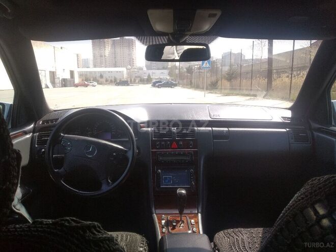 Mercedes E 320 2000, 796,000 km - 3.2 l - Bakı