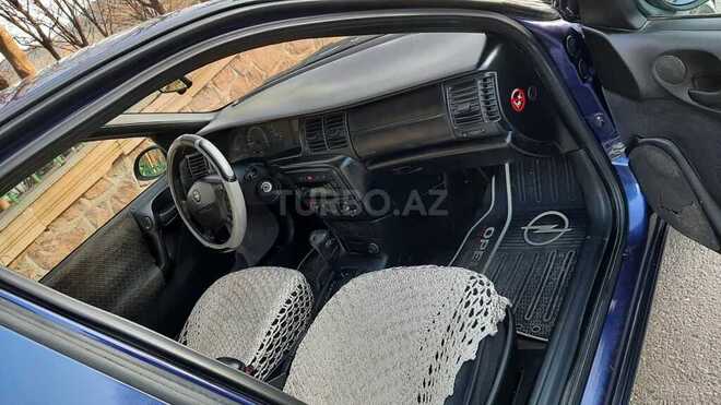 Opel Vectra 1996, 280,000 km - 2.0 l - Tovuz