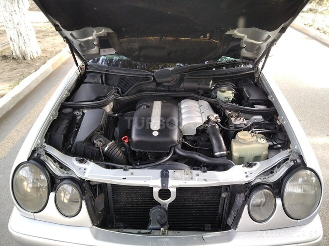 Mercedes E 220 1999, 490,123 km - 2.2 l - Sumqayıt