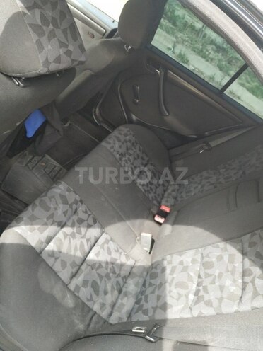 Mercedes E 220 2000, 400,000 km - 2.2 l - Bakı