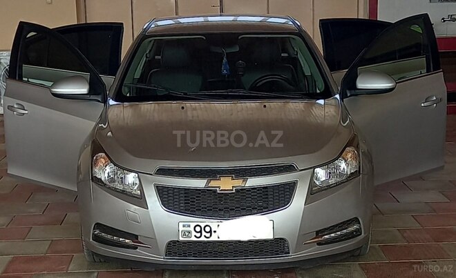 Chevrolet Cruze 2015, 181,500 km - 1.4 л - Tovuz