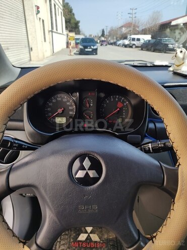 Mitsubishi Airtrek 2001, 319,000 km - 2.0 л - Bakı