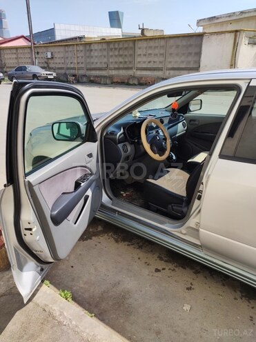 Mitsubishi Airtrek 2001, 319,000 km - 2.0 л - Bakı