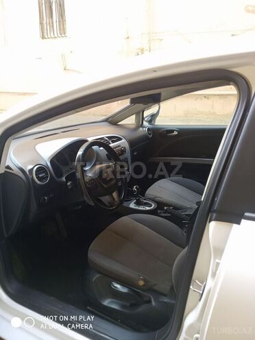 SEAT Leon 2011, 193,000 km - 1.6 л - Bakı