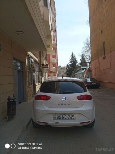 SEAT Leon 2011, 193,000 km - 1.6 л - Bakı