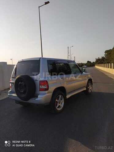 Mitsubishi Pajero io 2003, 275,000 km - 2.0 l - Bakı