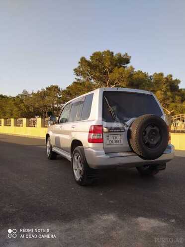 Mitsubishi Pajero io 2003, 275,000 km - 2.0 l - Bakı