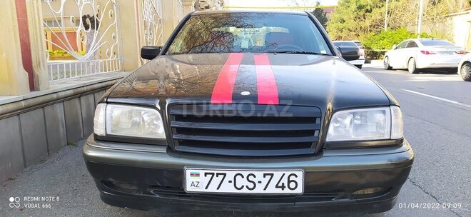Mercedes C 220 2000, 389,500 km - 2.2 l - Bakı
