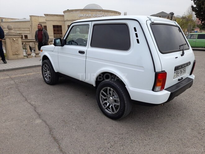 LADA (VAZ) Niva 2015, 160,000 km - 1.7 l - Qazax