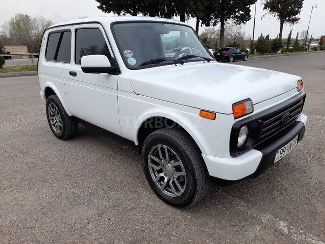LADA (VAZ) Niva 2015, 160,000 km - 1.7 l - Qazax
