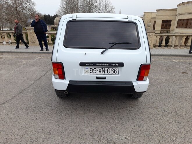 LADA (VAZ) Niva 2015, 160,000 km - 1.7 l - Qazax