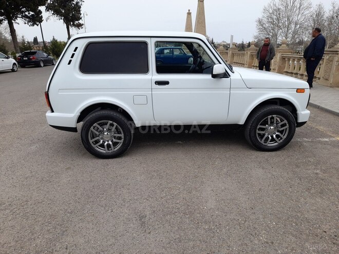 LADA (VAZ) Niva 2015, 160,000 km - 1.7 l - Qazax