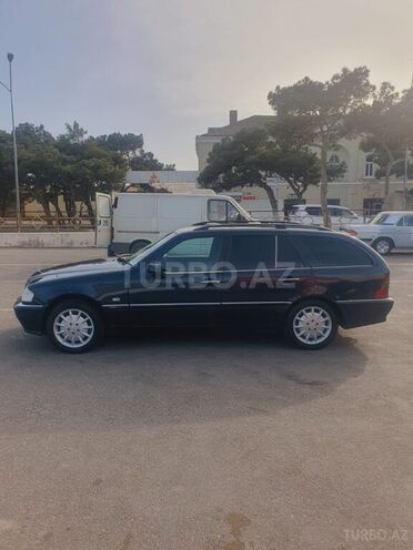 Mercedes C 220 2000, 308,000 km - 2.2 l - Bakı