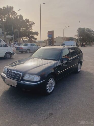 Mercedes C 220 2000, 308,000 km - 2.2 l - Bakı