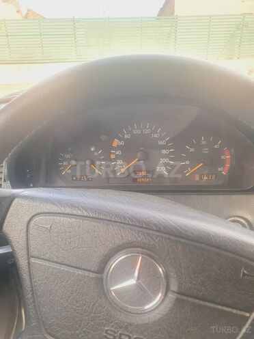 Mercedes C 220 2000, 308,000 km - 2.2 l - Bakı