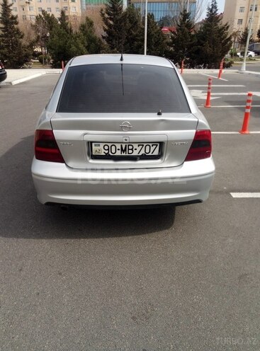 Opel Vectra 2001, 265,328 km - 2.2 l - Sumqayıt