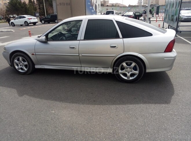 Opel Vectra 2001, 265,328 km - 2.2 l - Sumqayıt