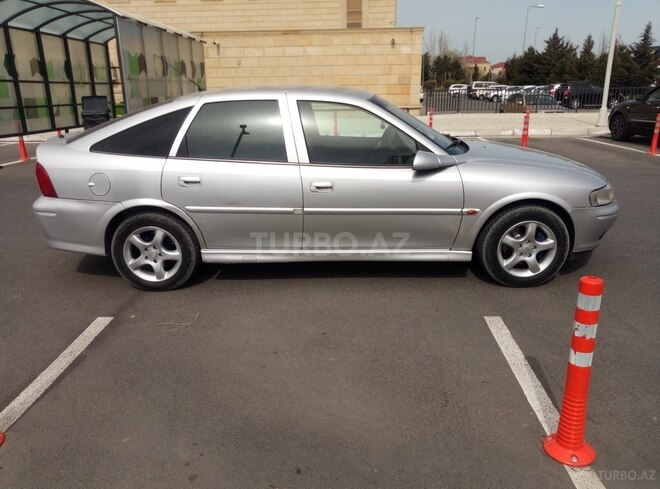Opel Vectra 2001, 265,328 km - 2.2 l - Sumqayıt