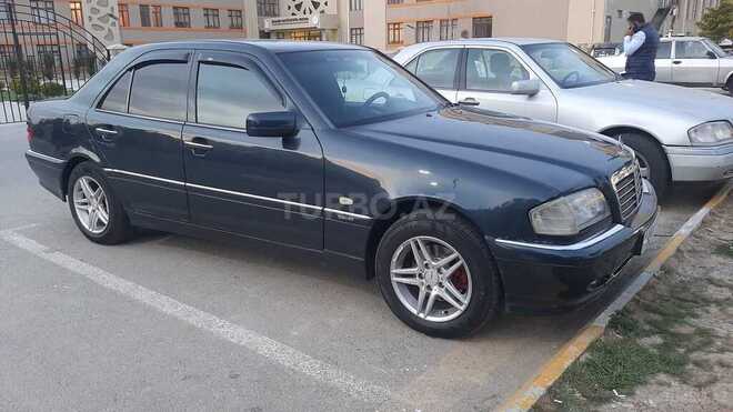 Mercedes C 200 1999, 286,000 km - 2.0 l - Bakı
