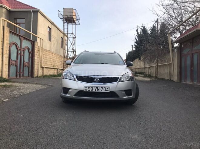 Kia Ceed 2010, 233,919 km - 1.6 l - Bakı