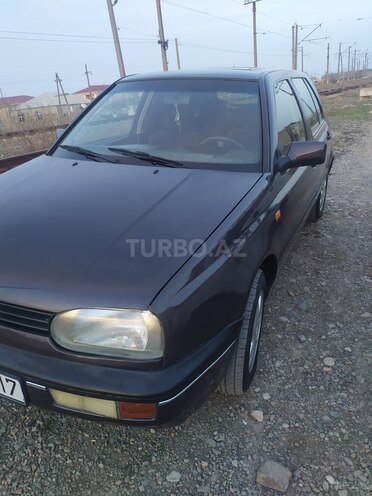 Volkswagen Golf 1993, 320,000 km - 1.6 л - Sumqayıt