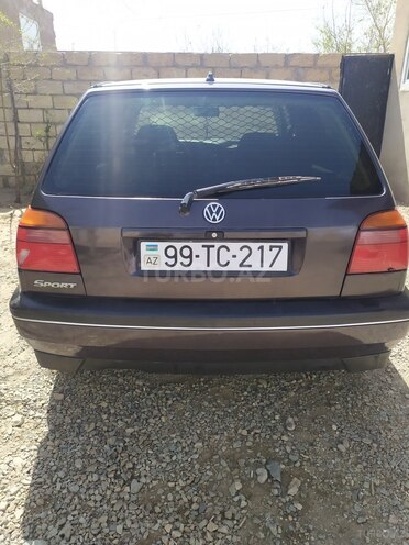 Volkswagen Golf 1993, 320,000 km - 1.6 л - Sumqayıt