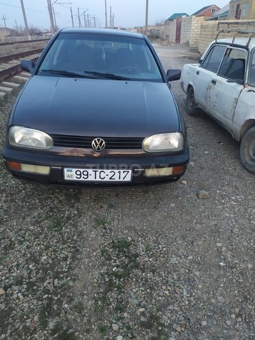 Volkswagen Golf 1993, 320,000 km - 1.6 л - Sumqayıt