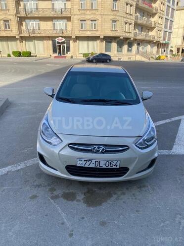 Hyundai Accent 2016, 176,741 km - 1.6 л - Bakı