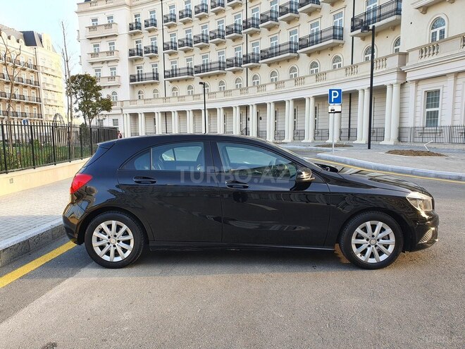 Mercedes A 180 2014, 76,800 km - 1.6 l - Bakı