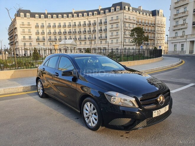 Mercedes A 180 2014, 76,800 km - 1.6 l - Bakı
