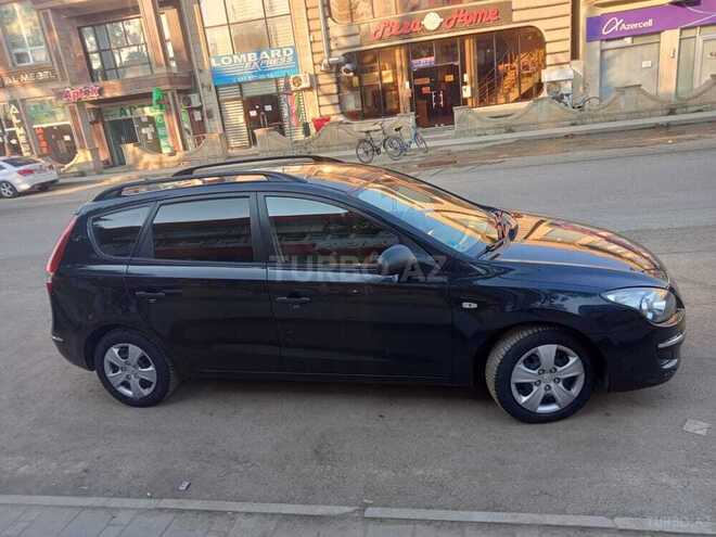 Hyundai i30 2009, 200,000 km - 1.4 l - Biləsuvar